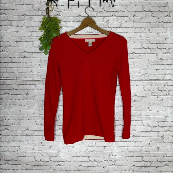 Banana Republic Bright Red Merino Extra Fine V Neck Sweater - Picture 1 of 5